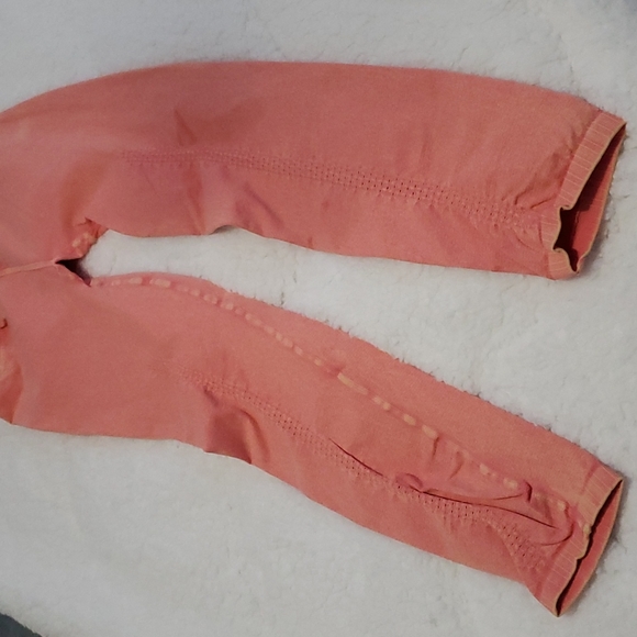 *pls read* Free People Good Karma Leggings light pink/salmon - Picture 9 of 16